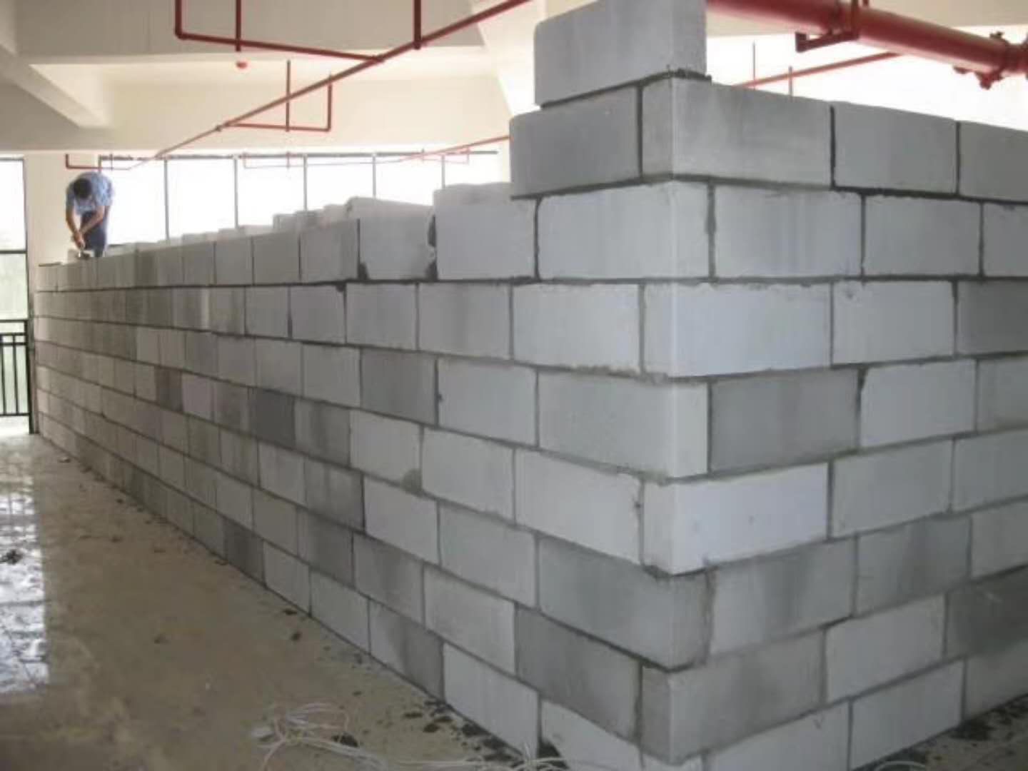 新都蒸压加气混凝土砌块承重墙静力和抗震性能的研究